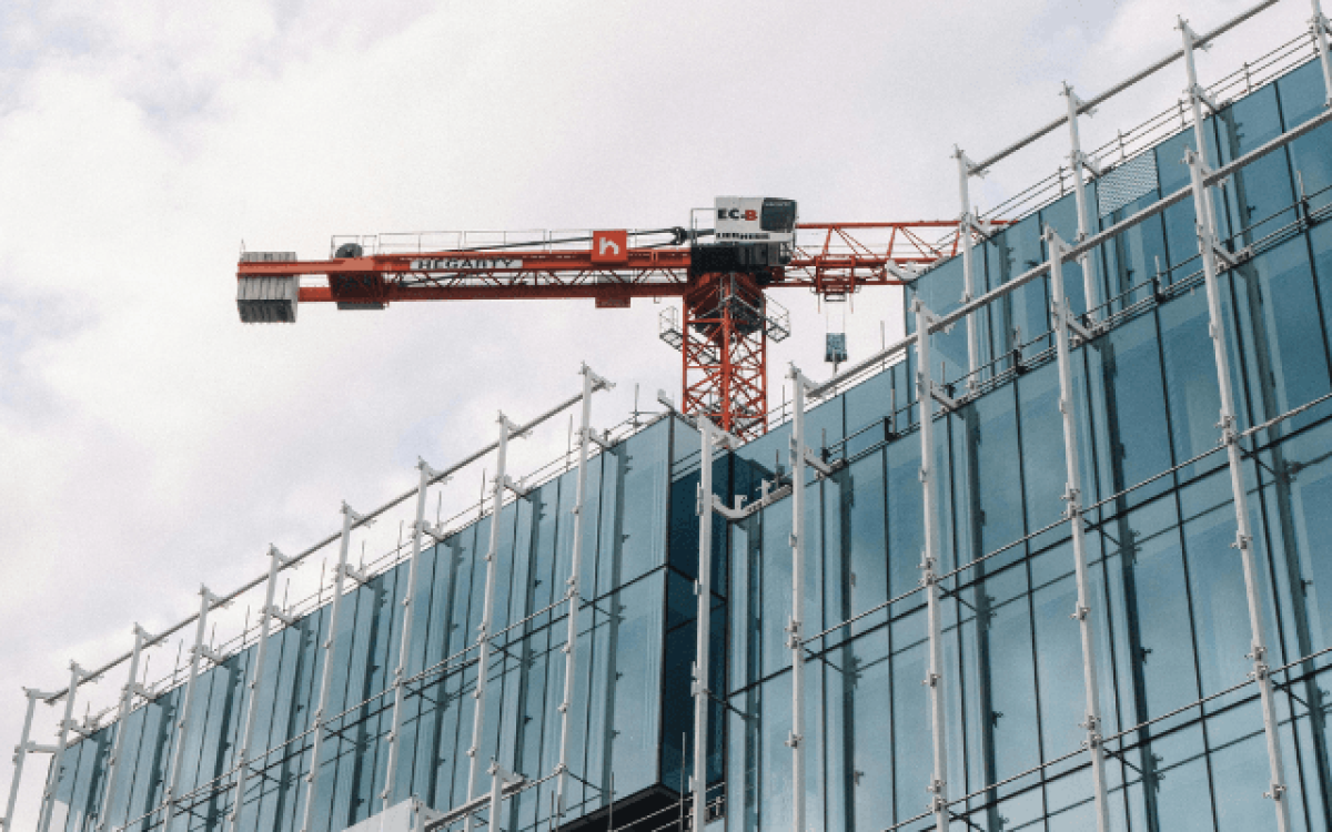 FIIs de Desenvolvimento: Entenda os riscos e retornos dessa categoria do mercado imobiliário