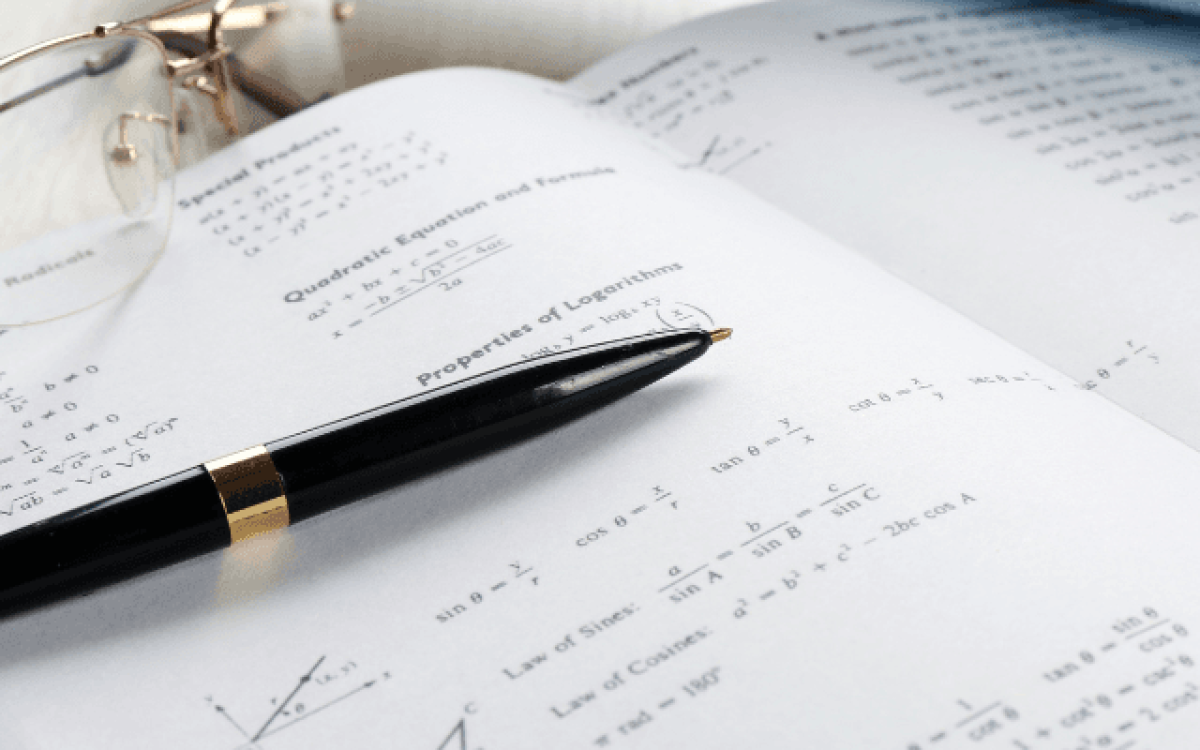 Teoria de Markowitz: O que é e como calcular a relação entre risco e retorno