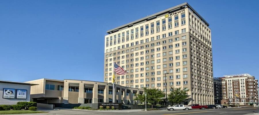 Berkshire Hathaway BERK34