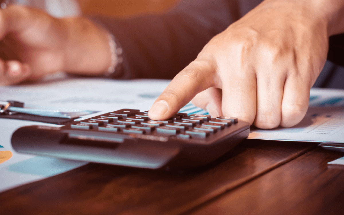 Boletim Focus: Projeções para inflação em 2025 sobem e Selic segue em 15%