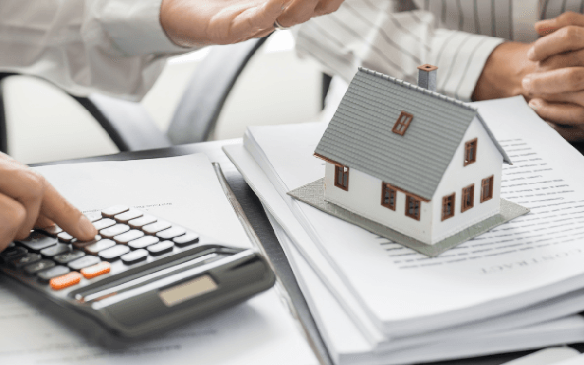 Como saber se um FII está caro ou barato: Aprenda a avaliar preço, valor e risco em fundos imobiliários