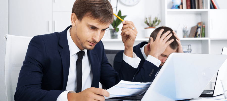 Erros Mais Comuns de Investidores Iniciantes e Como Evitá