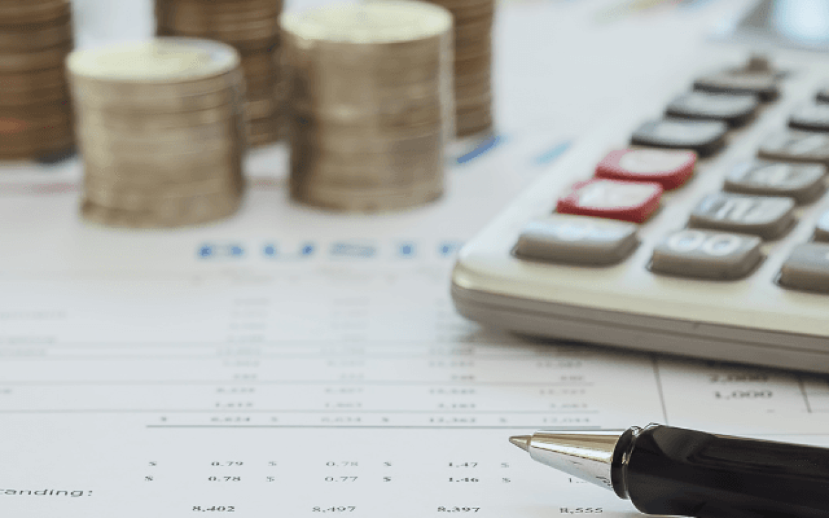 Política Monetária Contracionista: Quando o Banco Central Pisa no Freio