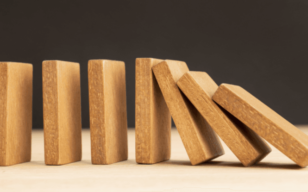 Risco Sistêmico: Entenda o impacto macroeconômico nas suas ações e na bolsa